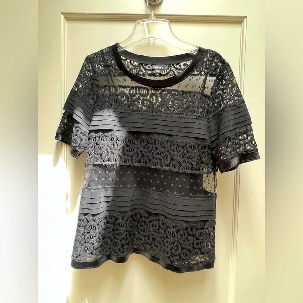 Beautiful delicate black lace top with removable silk tank under